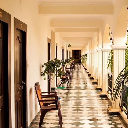 Kumararraja Palace Yelagiri Bagian luar foto
