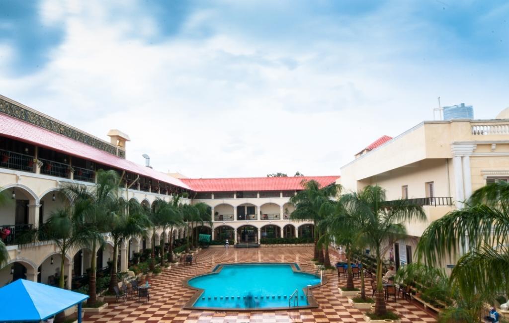 Kumararraja Palace Yelagiri Bagian luar foto